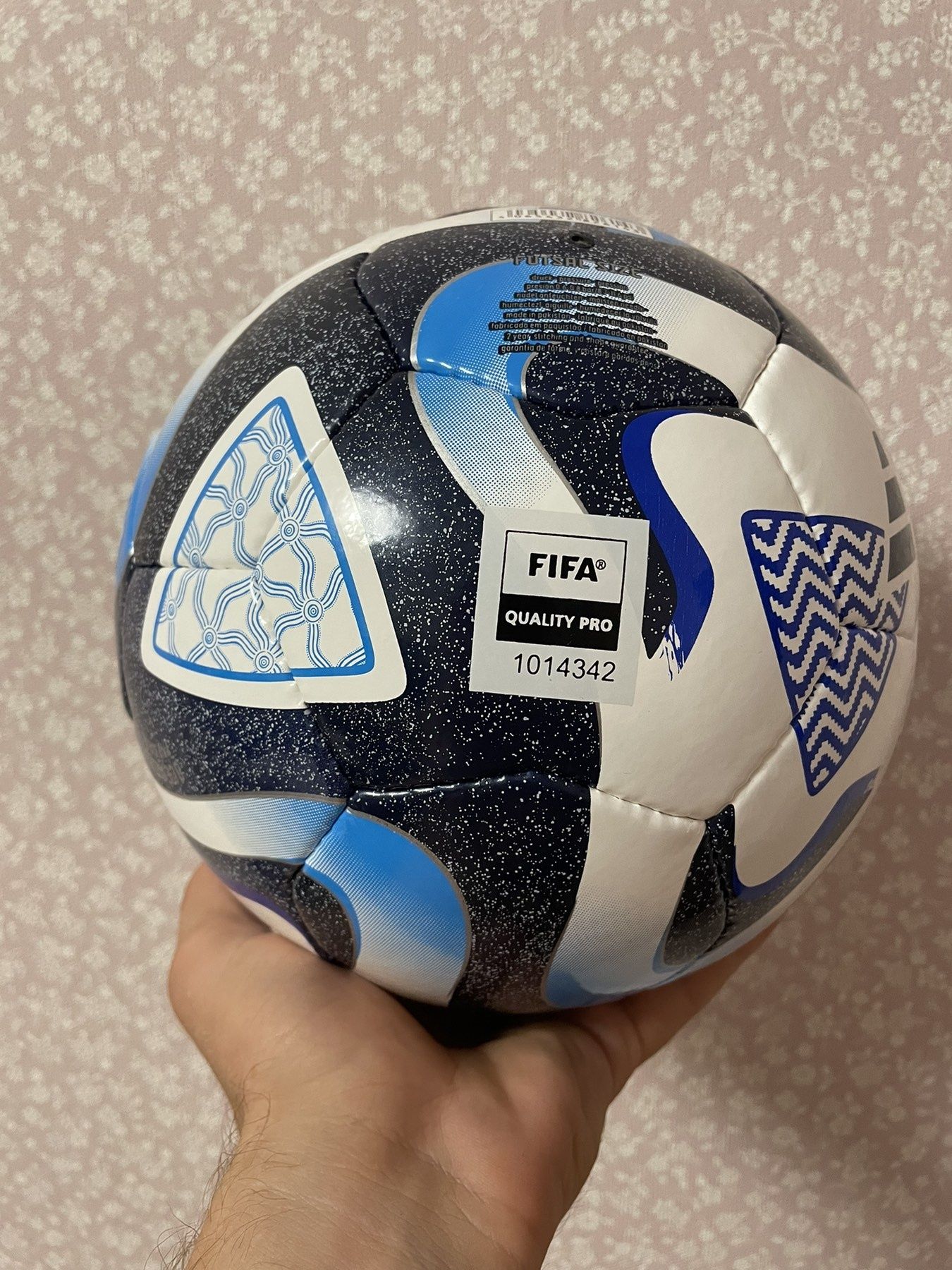 Профессиональный мяч для мини футбола  adidas Oceaunz 2023 Pro Sala(ми
