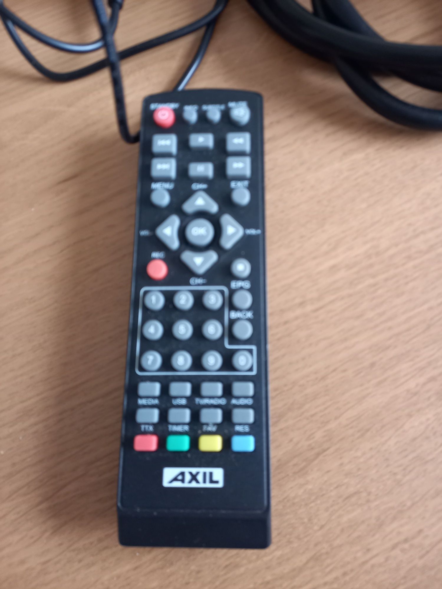 Vendo receptor DVB - T2  HD T2, AXIL TDT com comando