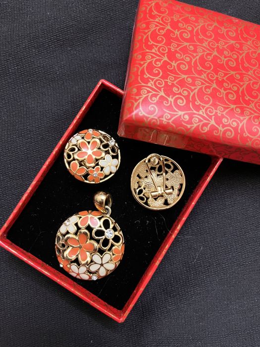 Набор серьги и кулон