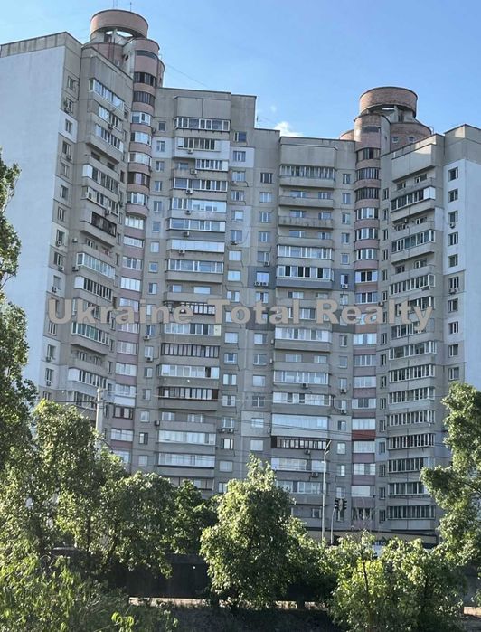 ТРОЕЩИНА! Велика 3 кімнатна квартира 86м2! Вулиця Бальзака 4