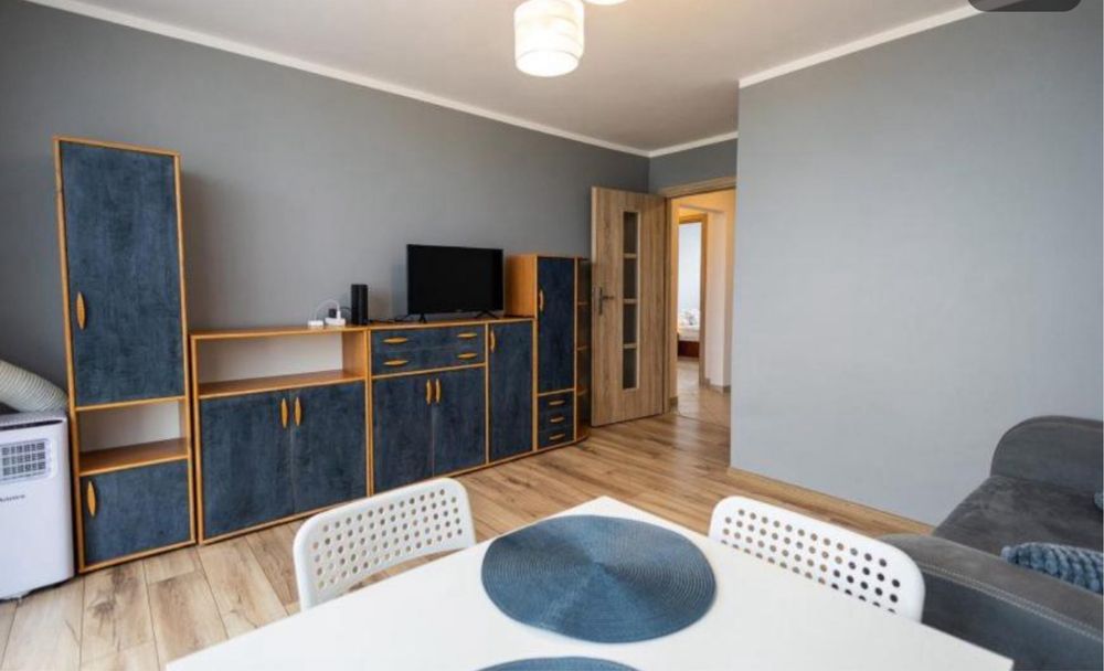 Apartamenty na Wynajem - 6-osobowe/ Centrum/ Parking/ Balkon/ Śniadani