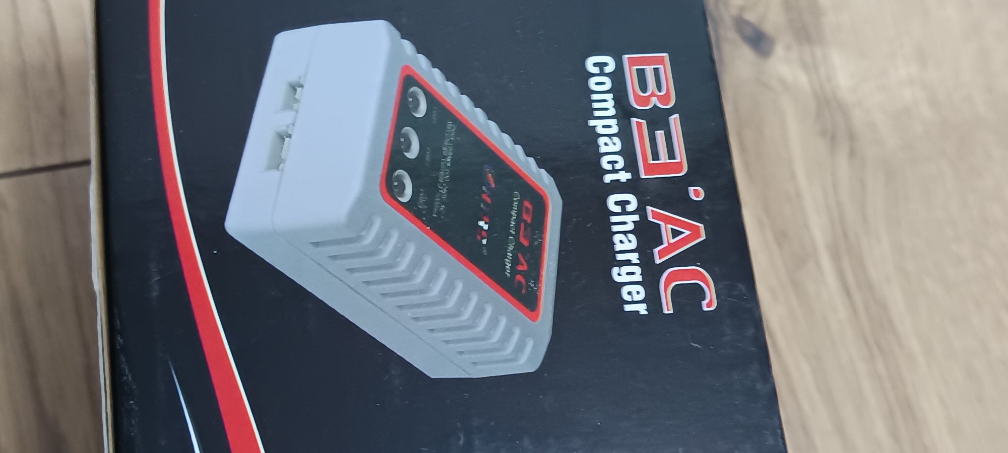 ładowarka HTRC B3 AC Compact Balance Charger,  ładowarka do dronów