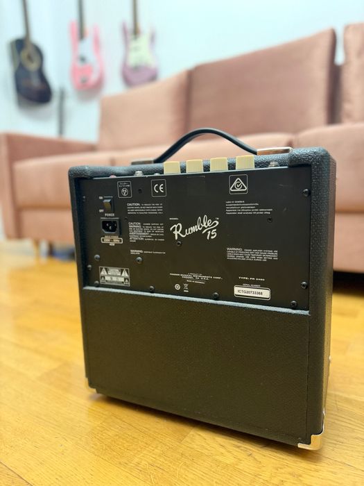 Wzmacniacz Combo Fender Rumble 15