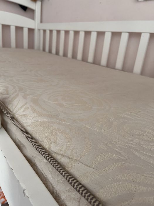 Продам матрас 80х190