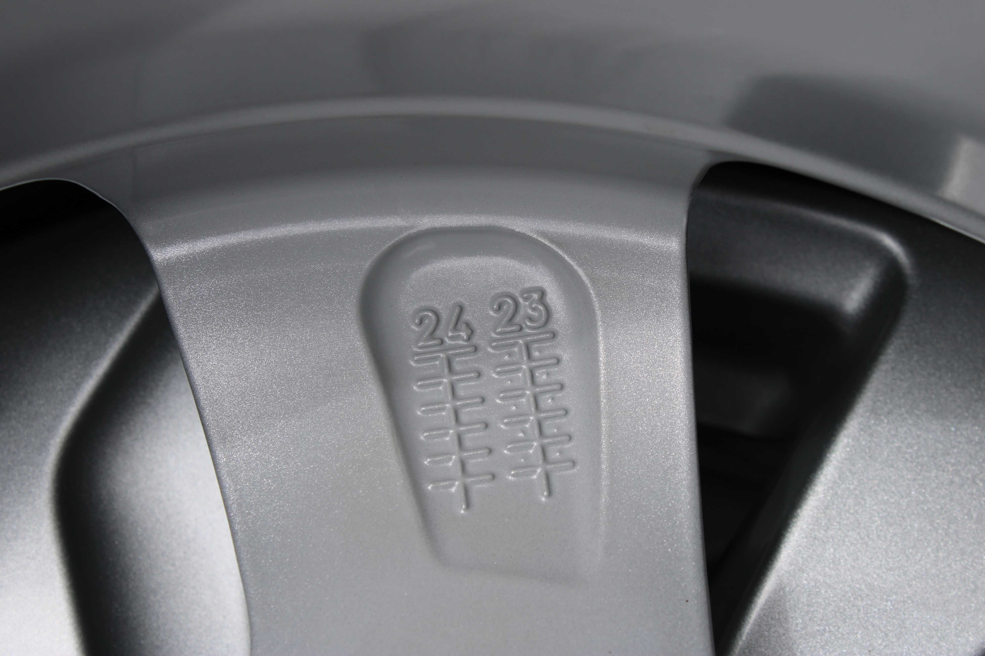 NOWY FORD Transit Custom Tourneo 6x120 16'' 6,5J ET50 215/65R16 2023r.