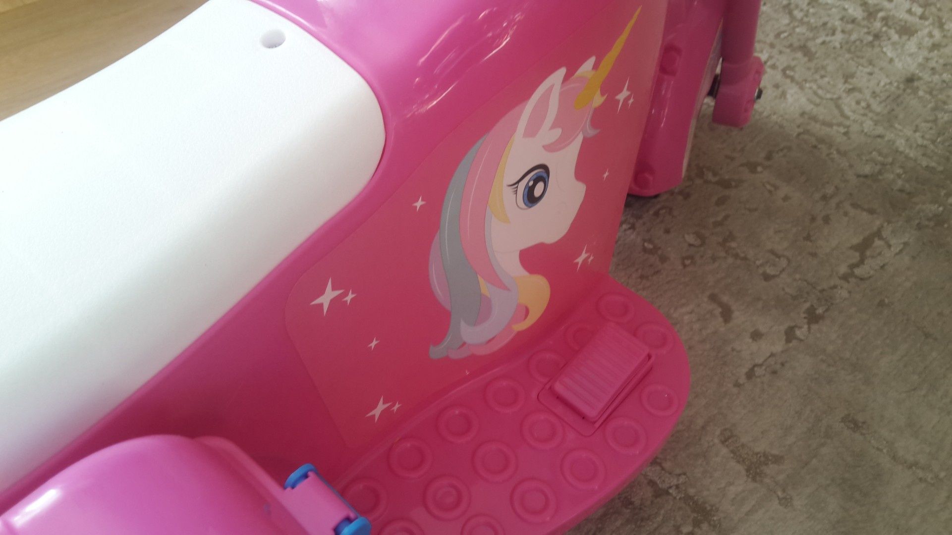 Nowy elektryczny skuterek dla dziewczynki dzien dziecka jednorozec