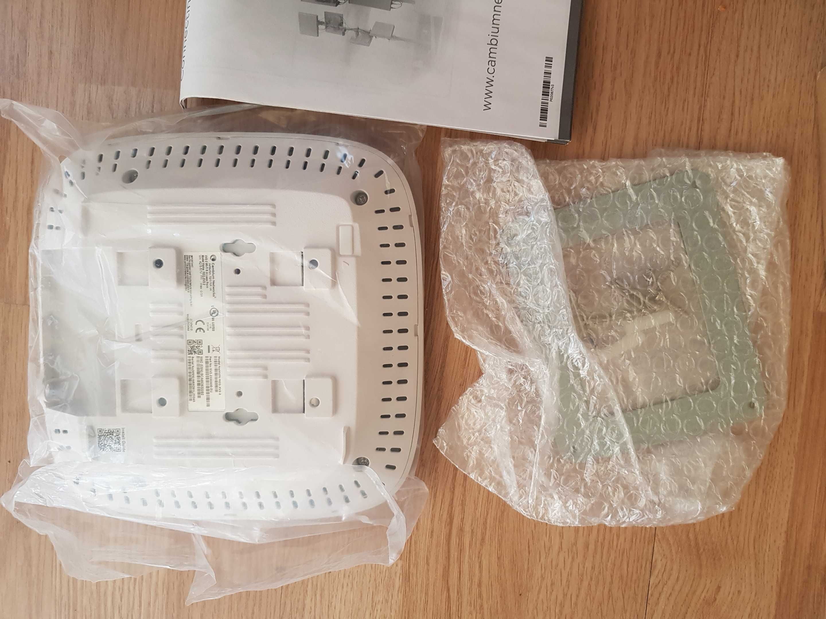 Точка доступу Cambium cnPilot Xirrus XV2-2 Wi-Fi 6 802.11ax внутрішня