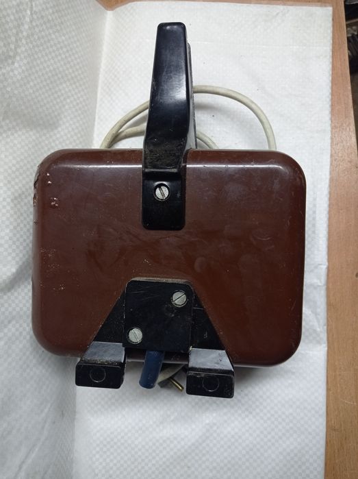 Продам электровафильнецу