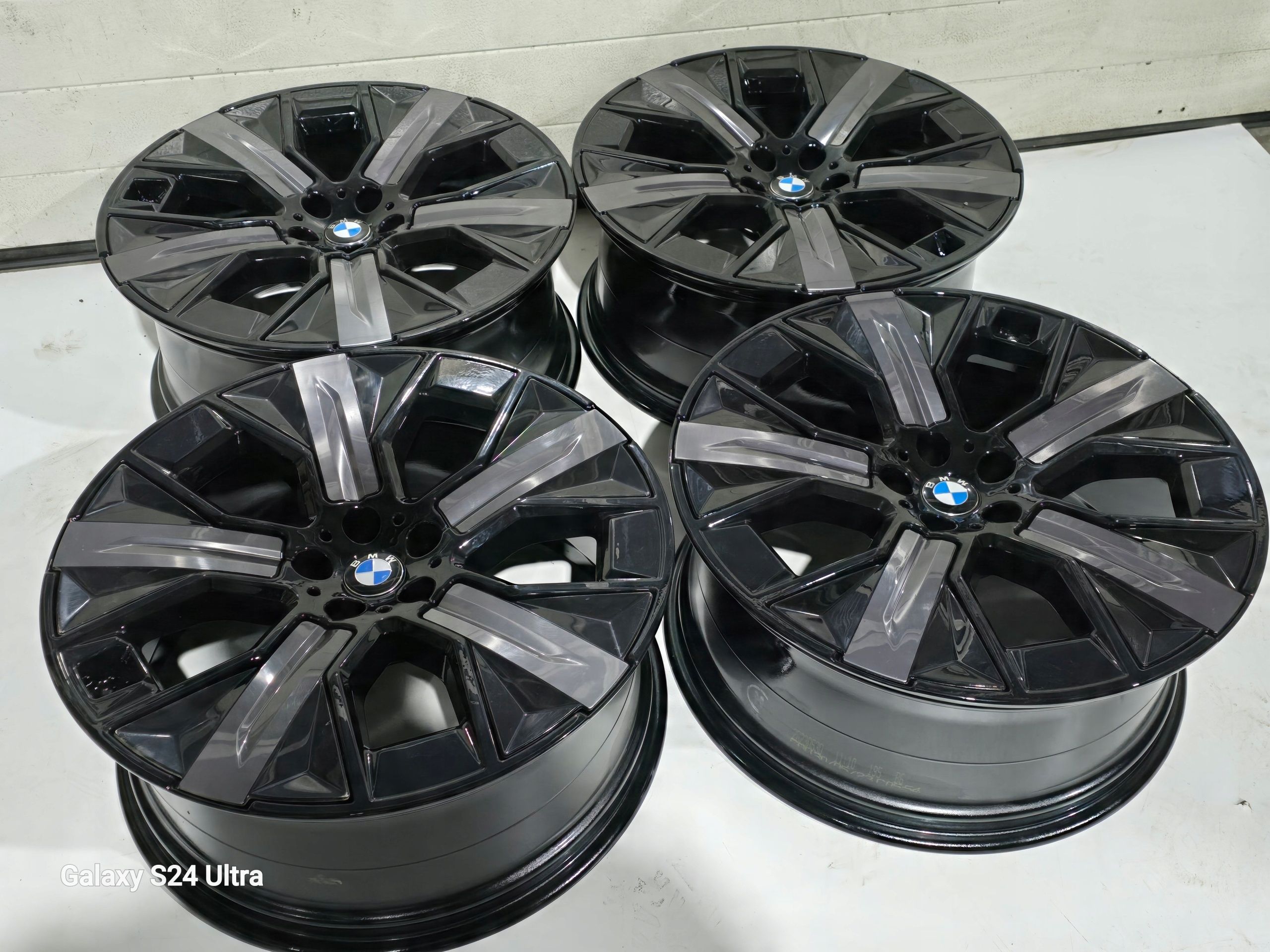 BMW ix i20 X7 X5 G05 X6 G06 5x112 ET36 21''