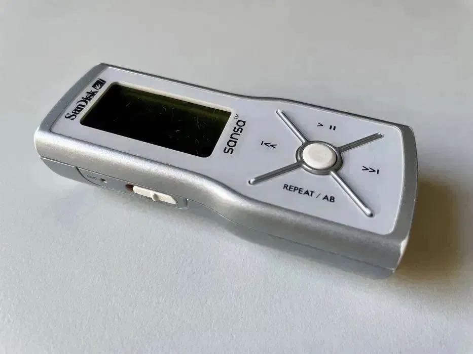 Odtwarzacz MP3 SanDisk Sansa m240 1 GB