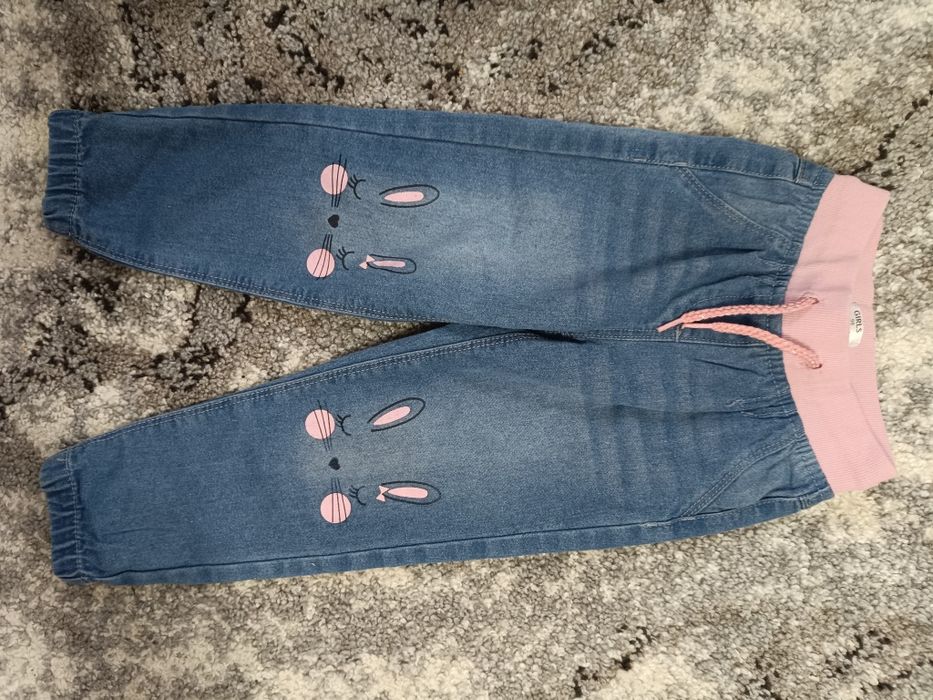 Paka ubrań dziewczęcych