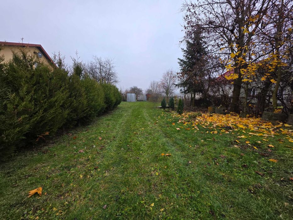 Okazja widokowa działka 29arów/ogrodzona/płaska/woda i prąd na działce