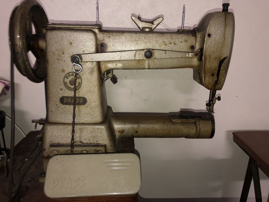 Maquina de costura Pfaff Industrial