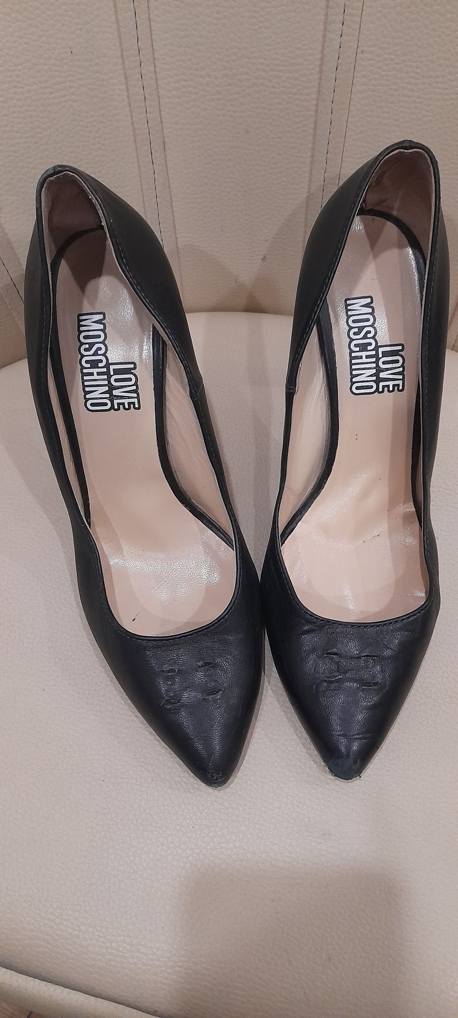 Love moschino          .