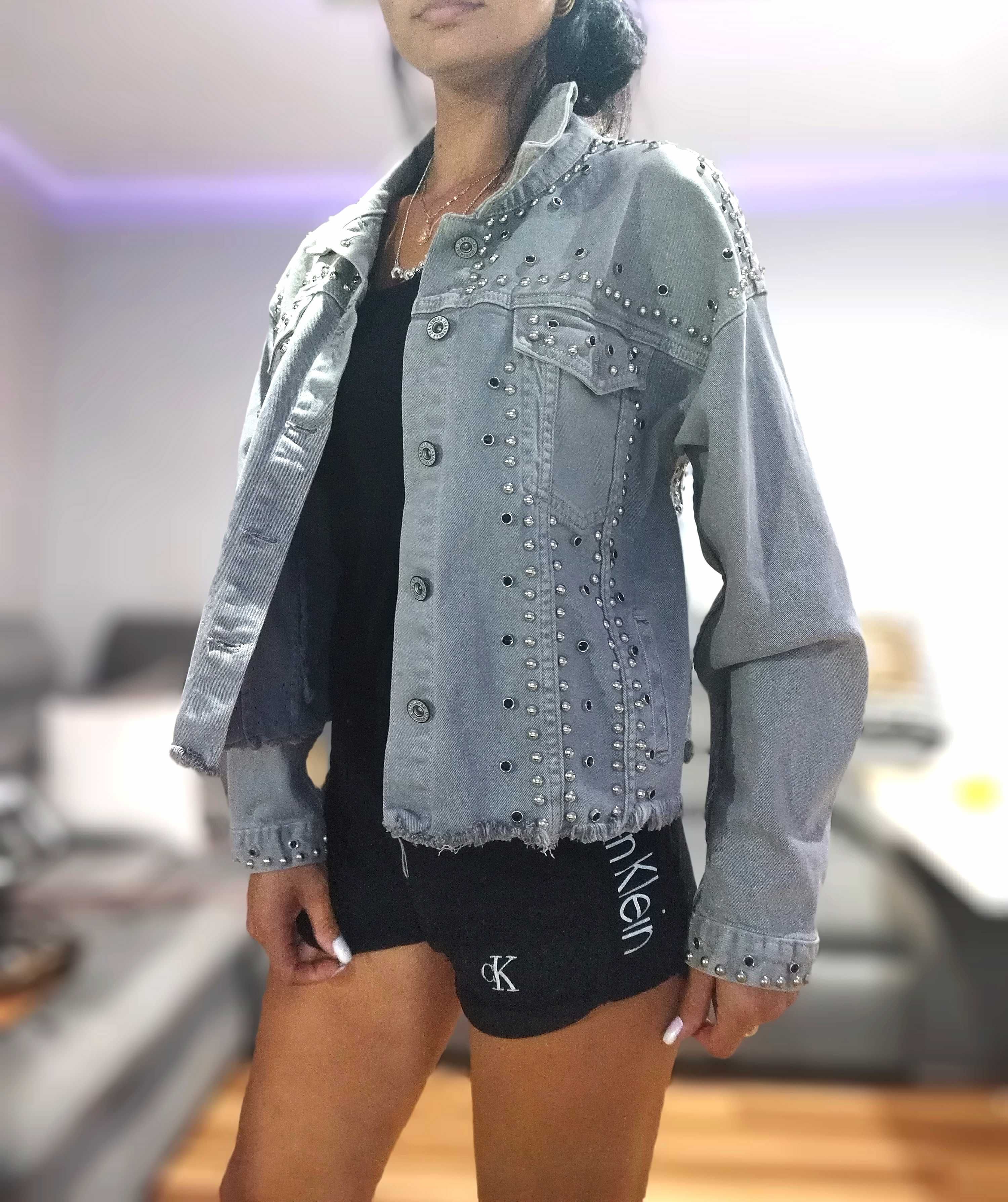 Katana szara z ćwiekami oversize r 42 XL kurtka jesienna jeansowa