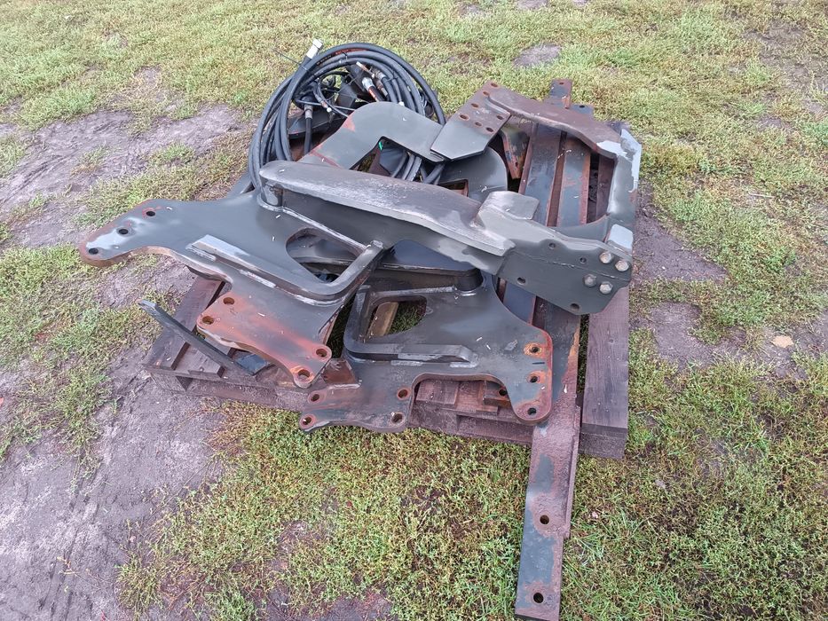 Adaptacja do ładowacza czołowego Mailleux MX 120