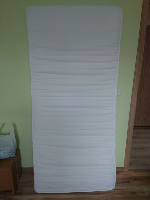 Materac piankowy używany 90x200