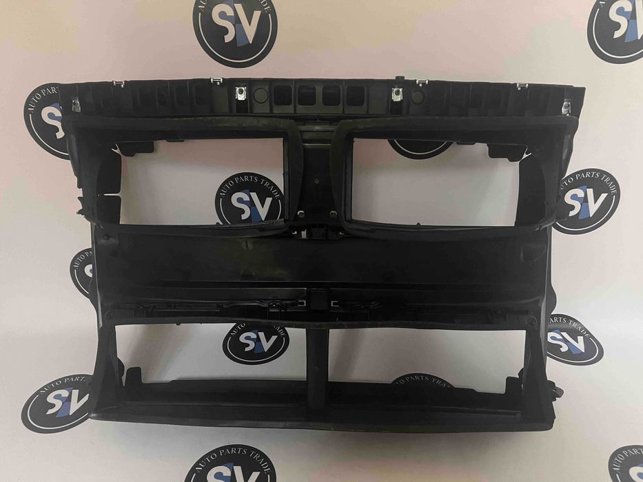 Жалюзі 51747374197 BMW X1F48 дифлектор 517418779815 до рест 5174187798