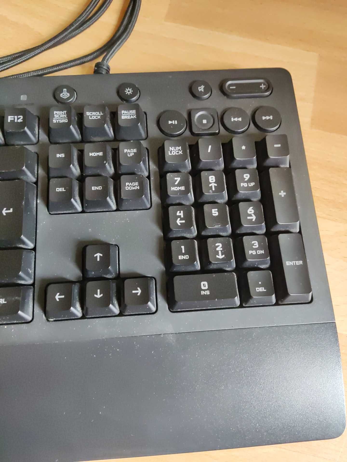 Klawiatura Logitech G213