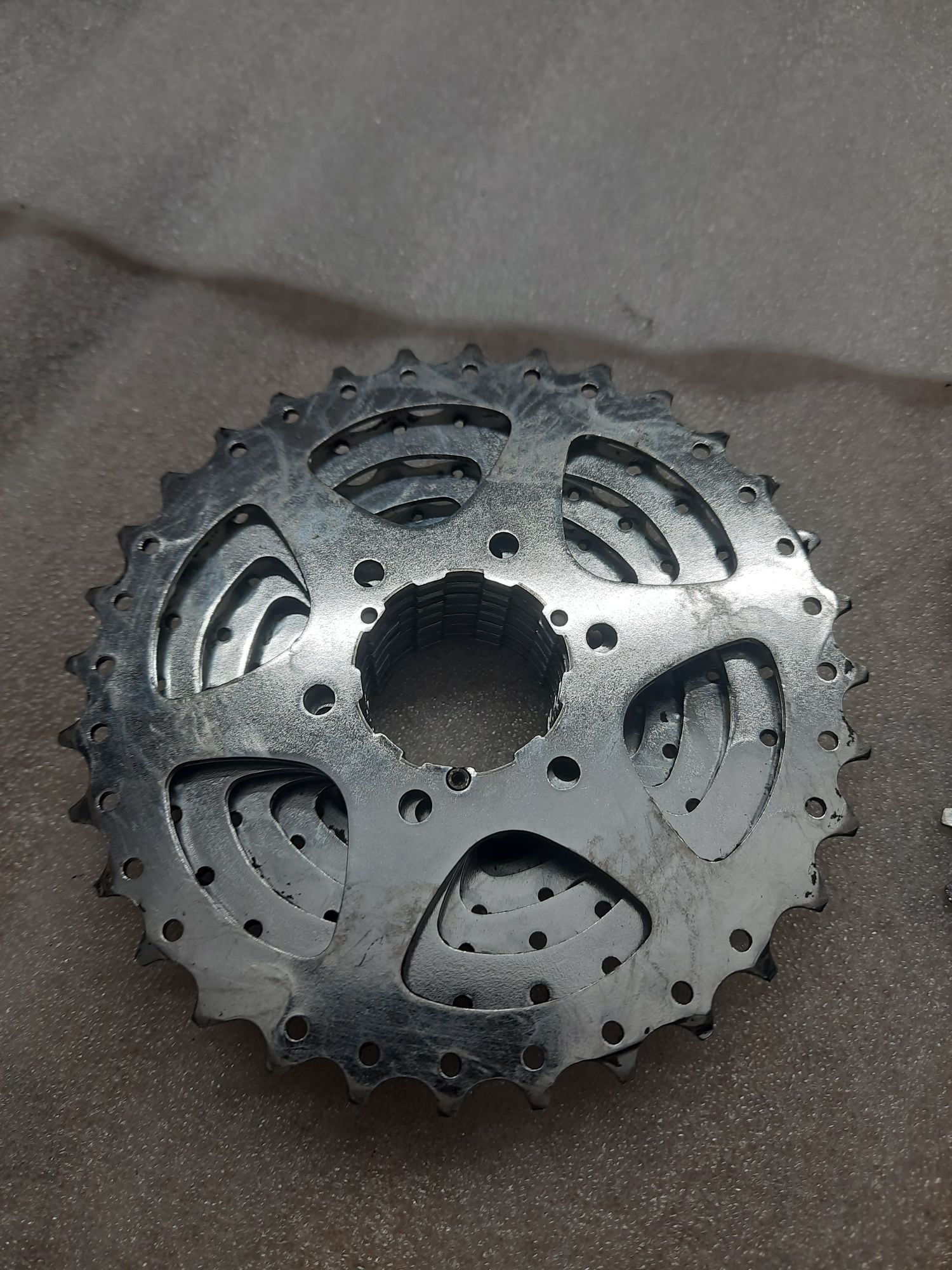 Kaseta sram 9 rzędowa