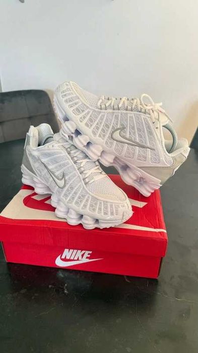 Buty Trampk Nike Shox TL White R.45