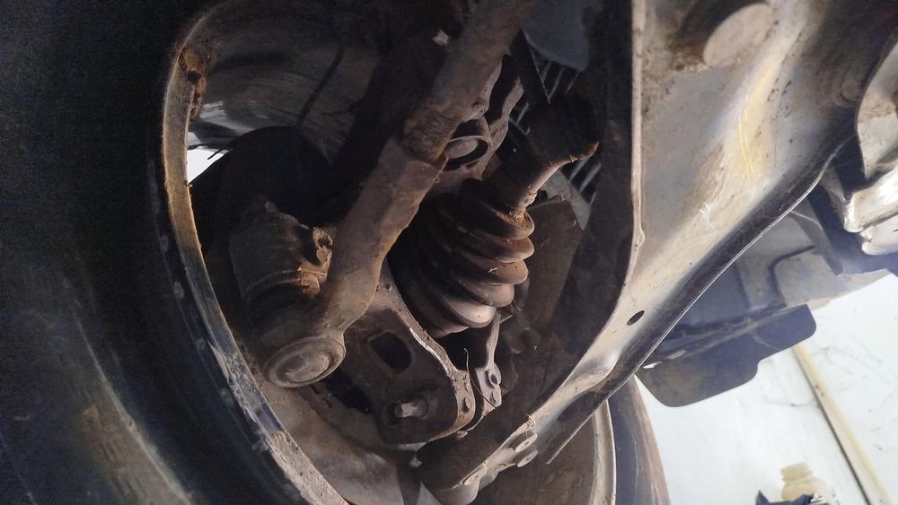 Manga de eixo frente esquerda JAGUAR E-Pace (X540)