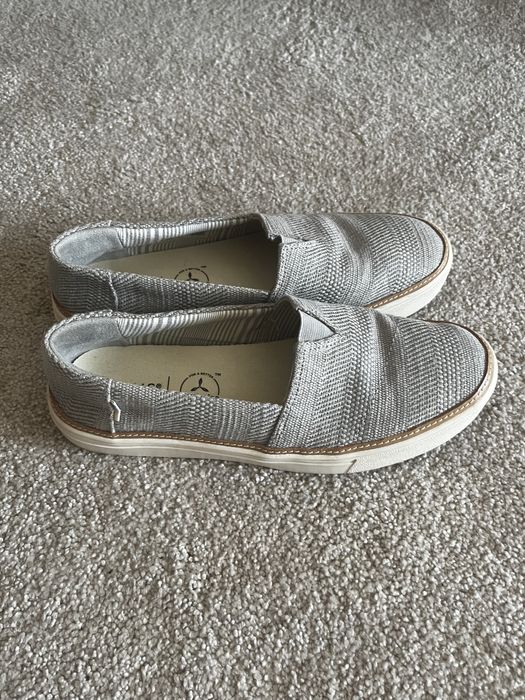 Якісні еспадрилі Toms