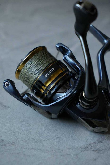 Котушка Shimano Ultegra FC 2500 5+1BB