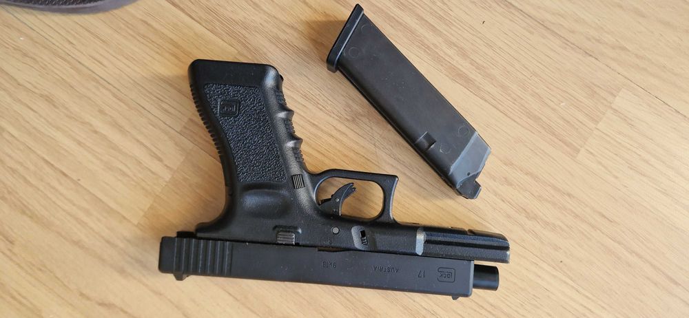 Glock 17 tokyo marui  airsoft