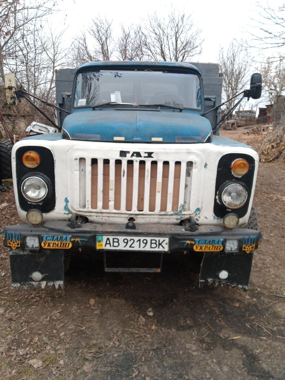 САЗ 35 07 на бойовому ходу
