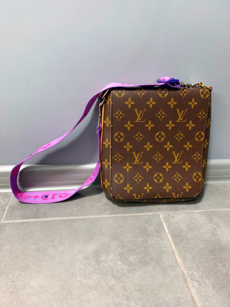 Женская, фирменная сумка Louis Vuitton; жіноча сумочка через плече LV