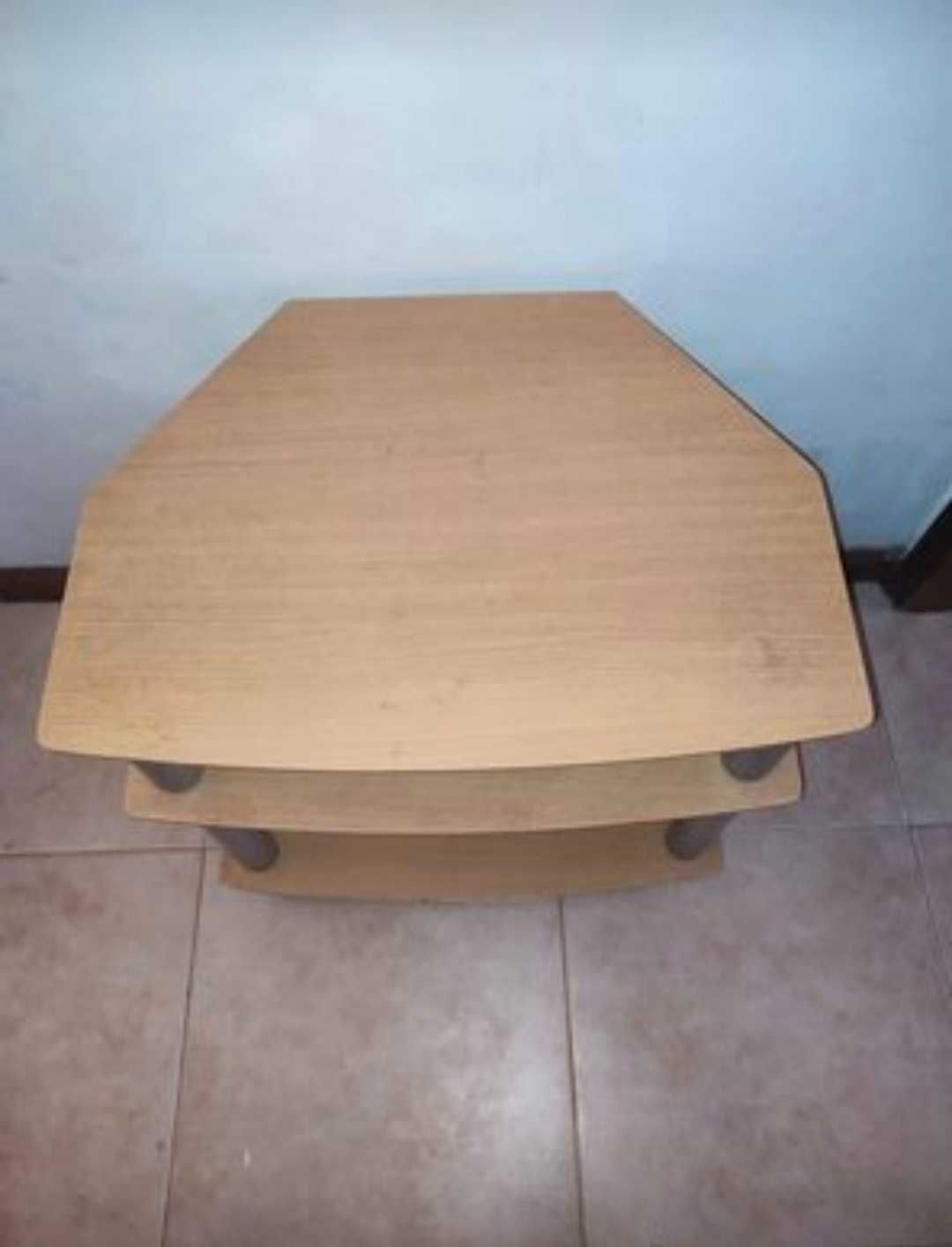 Mesa/Assento para televisão