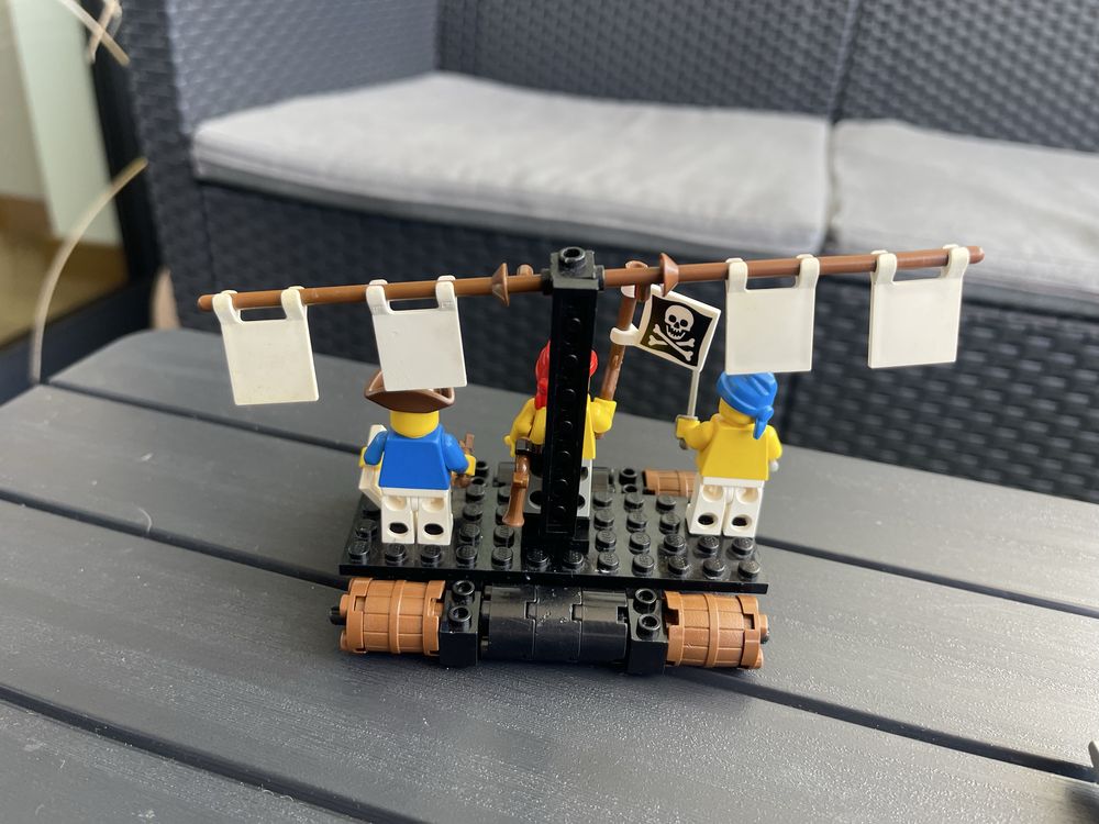 Lego Pirates 6257  Castaway's Raft