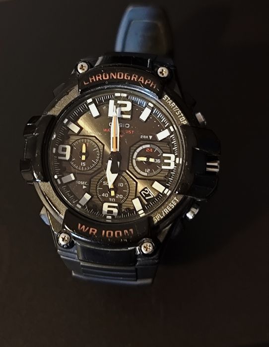 Casio Chronograph,entrego em mão Lisboa ou envio á cobrança