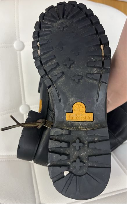 TIMBERLAND чорні високі жіночі брендові чоботи на низькому каблуку 36