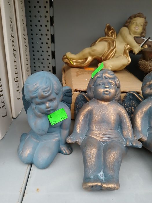 Bozonarodzeniowe aniołki  figurki piękne do stroika