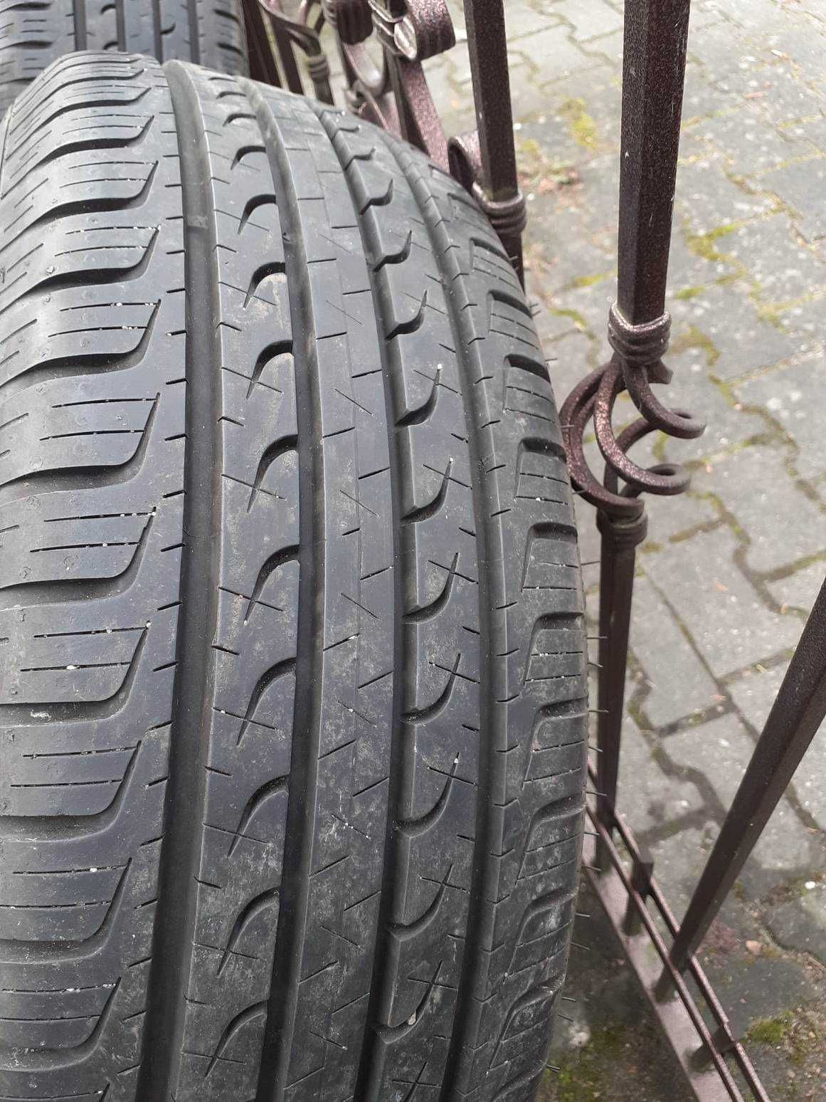 215/ 65 R16 98V SUV 4x4 Good Year Efficent Grip