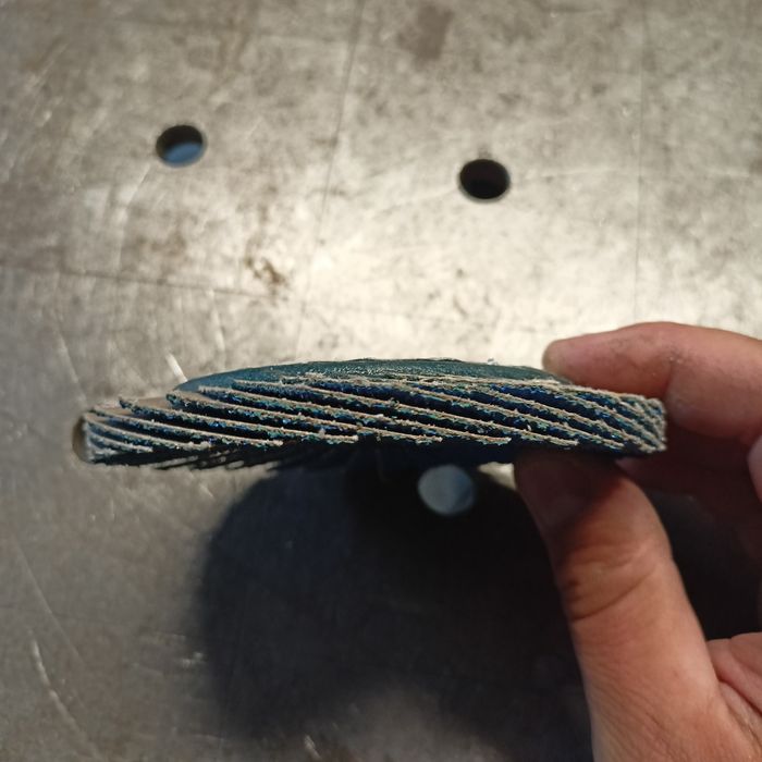 Tarcza do szlifowania Lukas lamelka listkowa gradacja 40 do pachwin