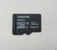 Карта памяти флешка 32 Toshiba для телефона микро сд 10 класса