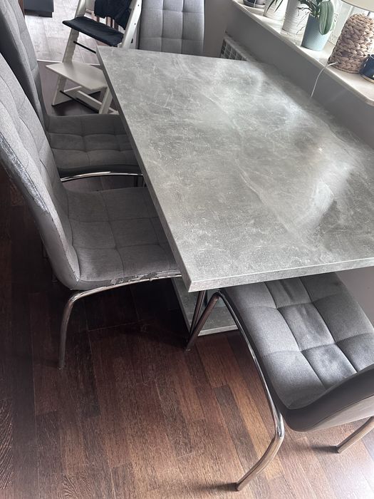 Stół plus krzesła agata meble