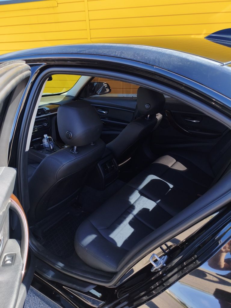 BMW F30 2015 рік задній привід