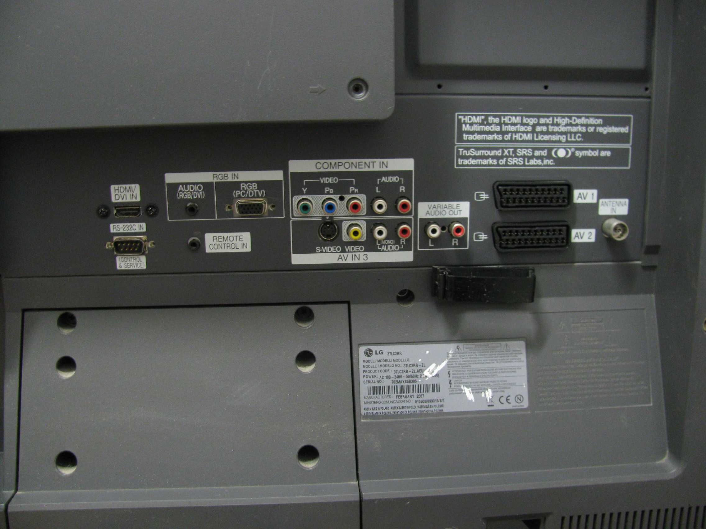 Telewizor TV LG 37LC2RR z dyskiem HDD- na części lub do naprawy.