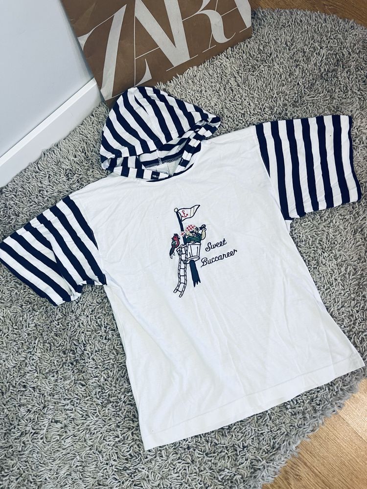 T-shirt dzieciecy 152 cm c&a z kapturem w paski marynarski