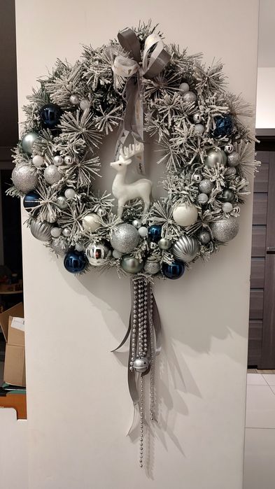Wianek bożonarodzeniowy na drzwi lub ściane 52cm