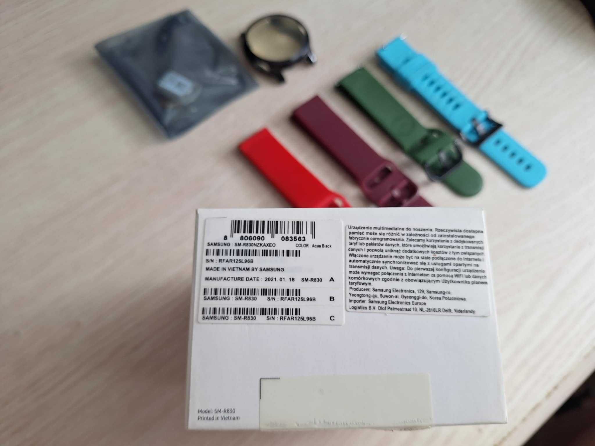 Smartwatch Samsung Galaxy Active 2 40 mm czarny + akcesoria