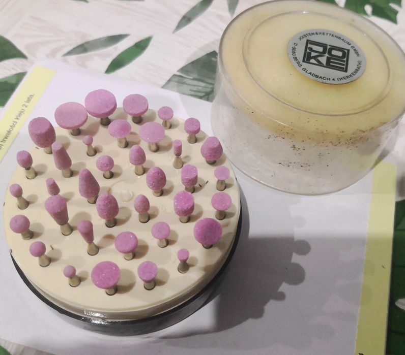 Kamienie szlifierskie do Dramel 36 szt JOkE
Kamienie szlifierskie różo