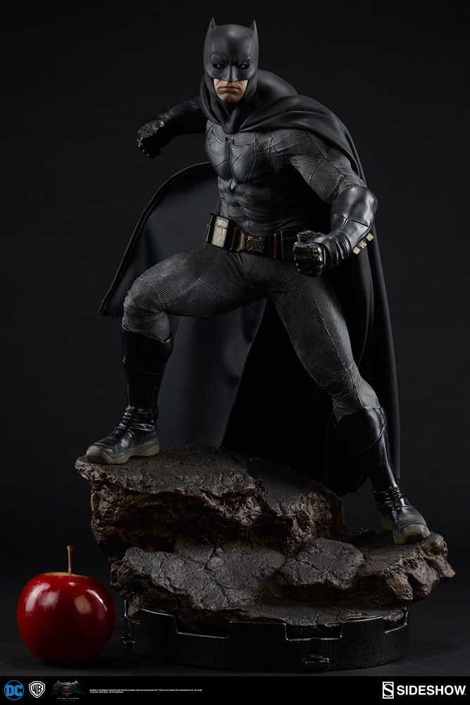 Статуя Бэтмен (Batman Premium Format Figure) от Sideshow | "Hot Toys"