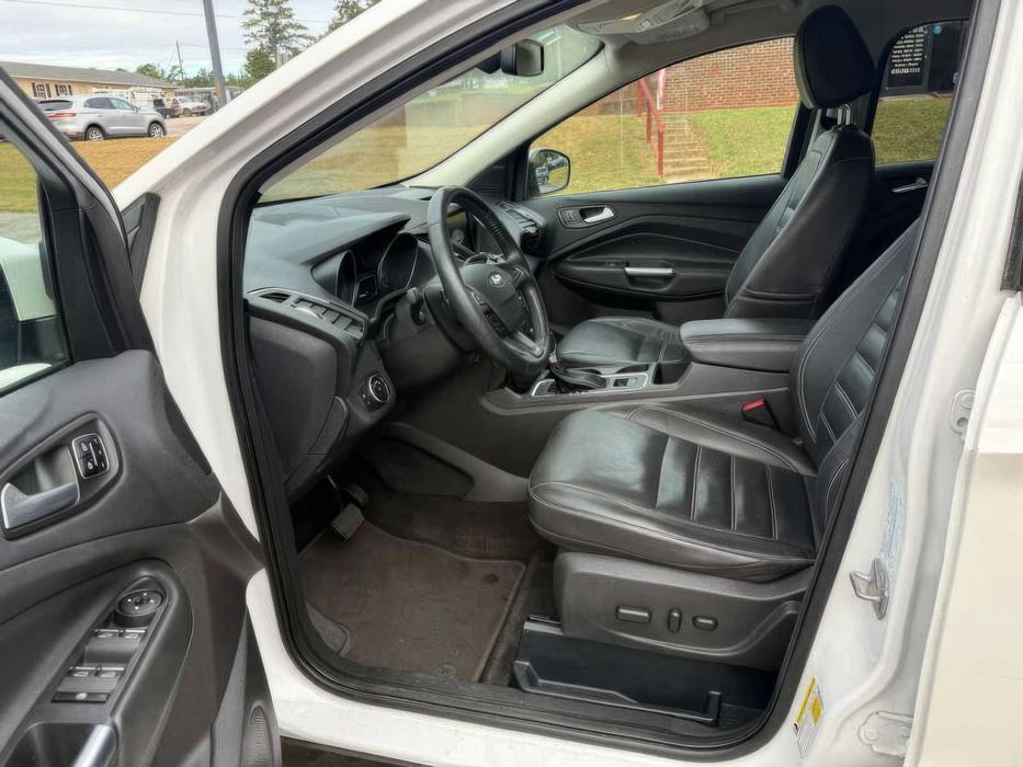 Ford Escape Titanium      2017