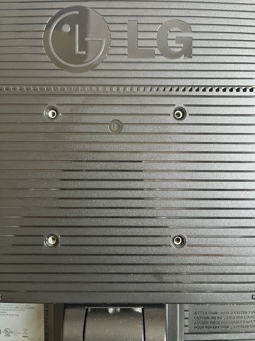 Monitor LG 19” + adaptador entrada HDMI