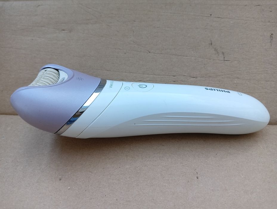 Бритва епілятор Philips BRE630 акумуляторний